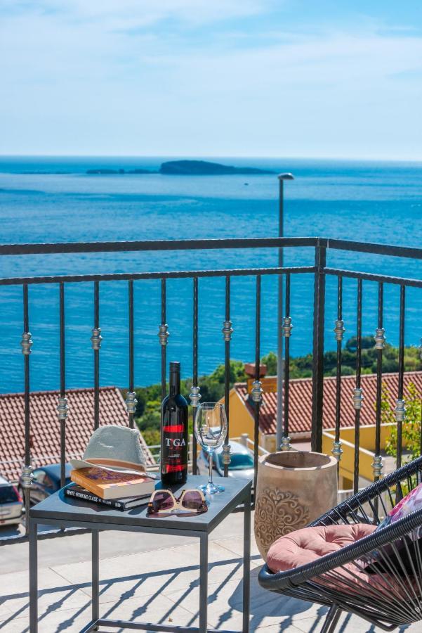 Golden Seaview Holiday Home Mlini Kültér fotó