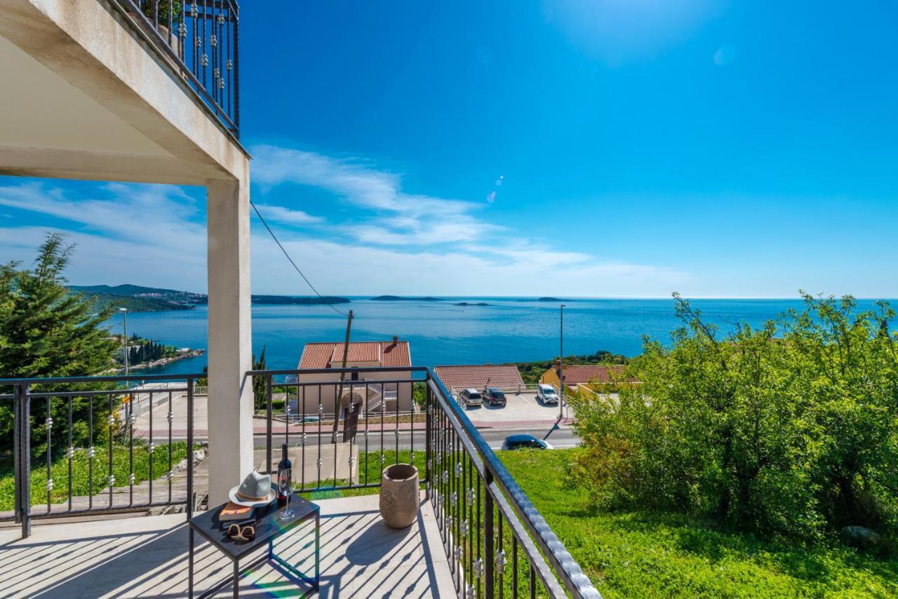 Golden Seaview Holiday Home Mlini Kültér fotó