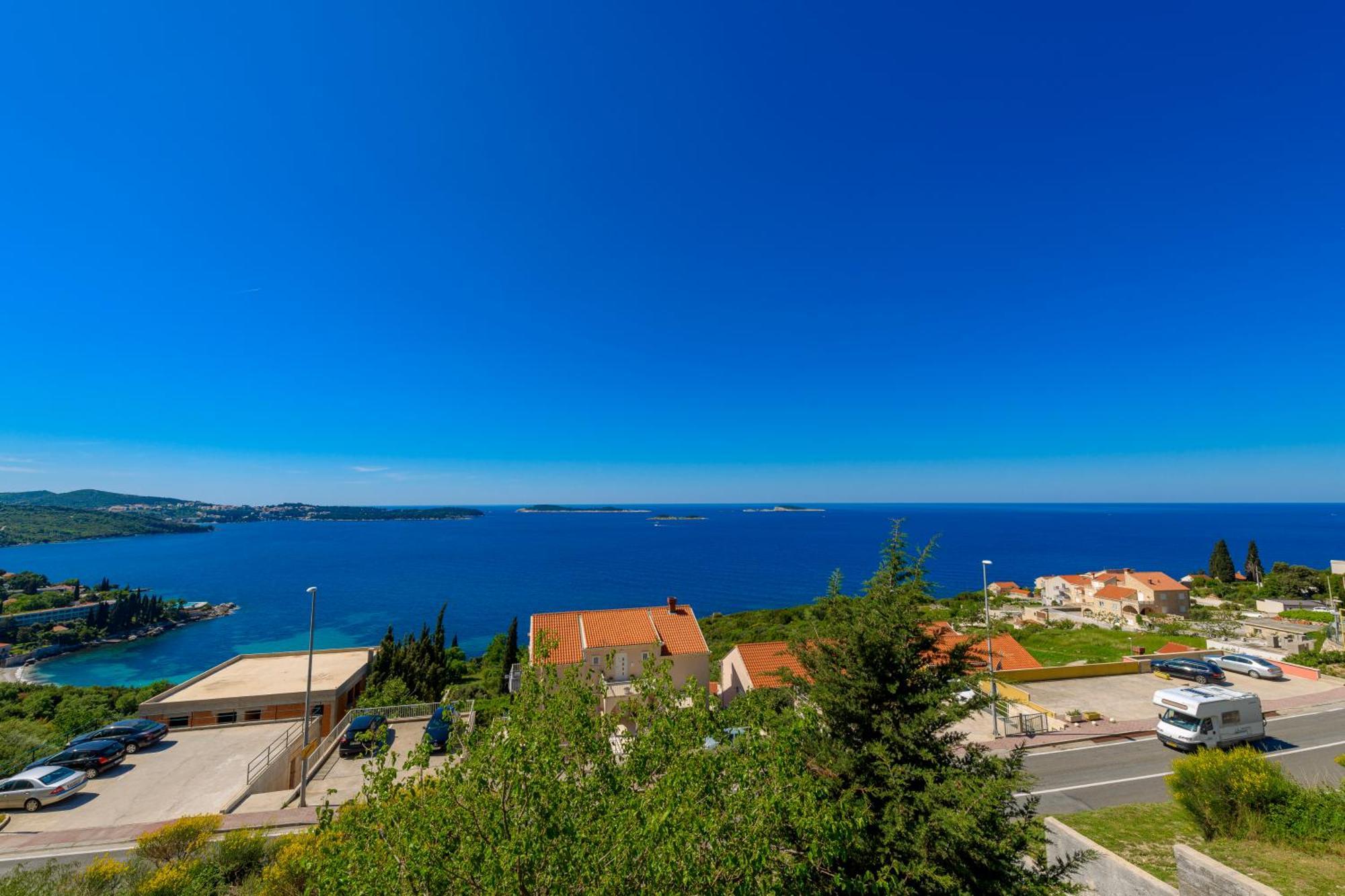 Golden Seaview Holiday Home Mlini Szoba fotó